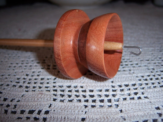 Miss Marple's Tea Cup Drop Hand Spindle